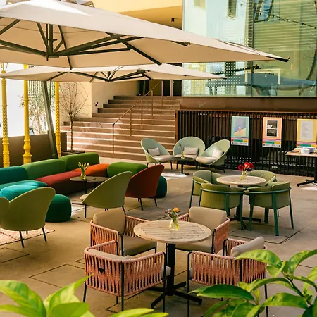 The Social Hub Lavagnini Extended Hotel 4*